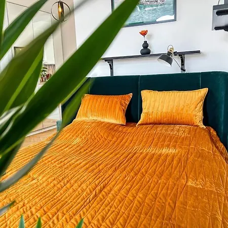 Apartment Art Deco Studio In Old Town Bratislava