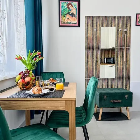 Art Deco In Old Town 브라티슬라바