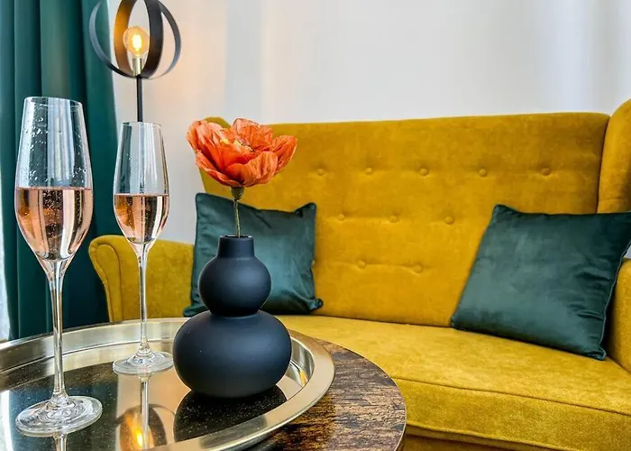 Art Deco In Old Town 아파트 *